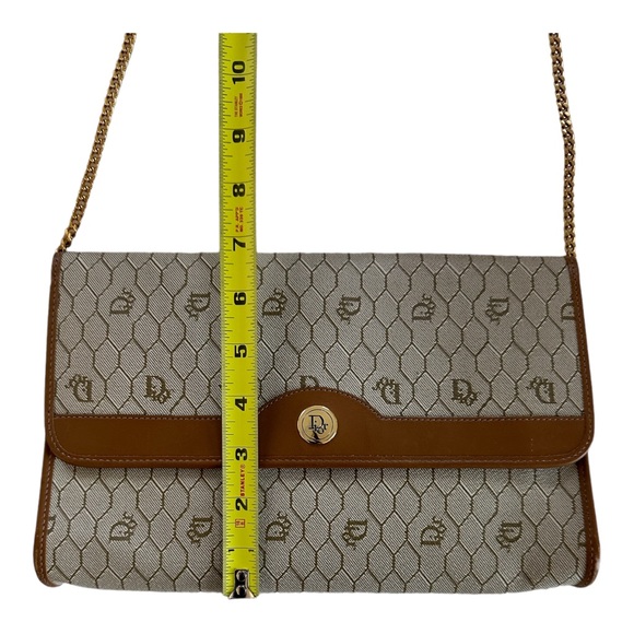 CHRISTIAN DIOR Vintage Honeycomb Canvas Shoulder Bag with Chain Beige - Picture 7 of 16